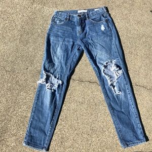 Slim boyfriend Distressed Bullhead denim jeans